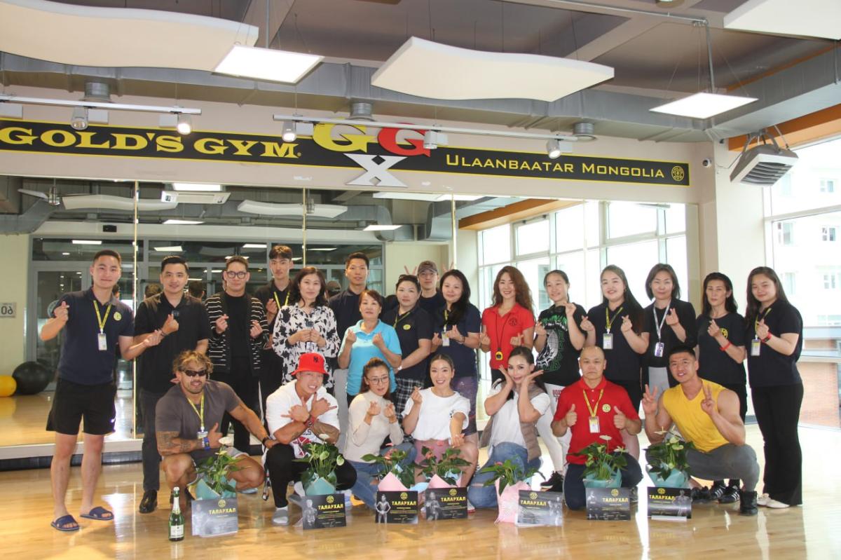 Gold’s Gym Ulaanbaatar төв амжилт гаргасан багш нараа урамшууллаа.